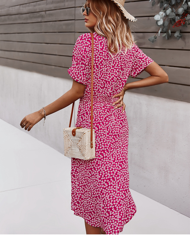 Valenzora | Summer Midi Dress This floral dress is a must-have for this summer