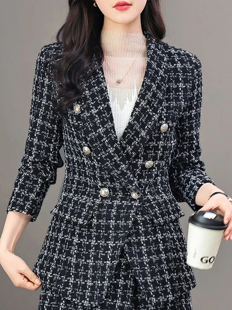 Eleganter Tweed-Blazer für Damen mit doppelter Knopfleiste und modernem Schnitt, Größe S