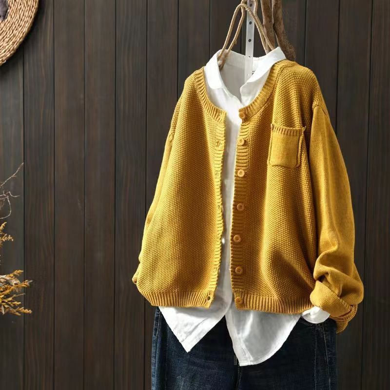 Valenzora | Weiche, taillierte Strickjacke