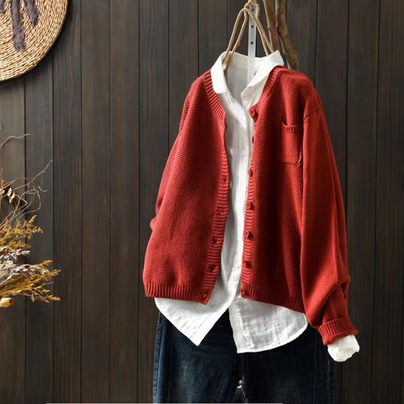 Valenzora | Weiche, taillierte Strickjacke