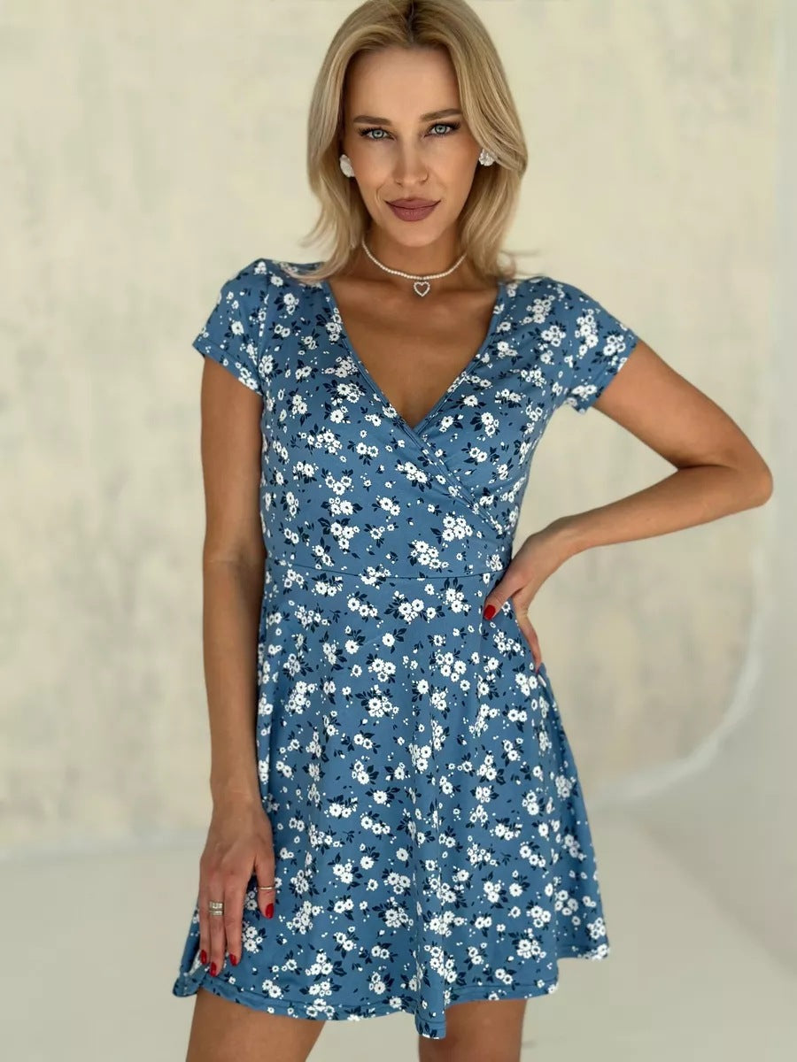 Valenzora | Short-sleeved, high-waisted, A-line floral dress