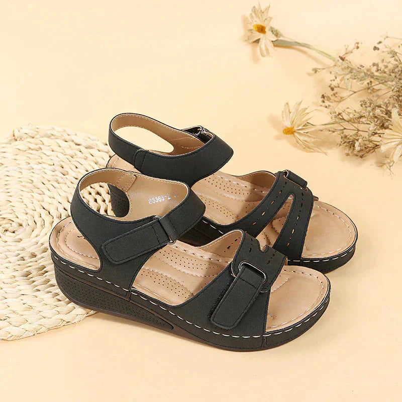 Valenzora | Orthopedic Sandals Comfortable hiking shoes you'll want to wear all day