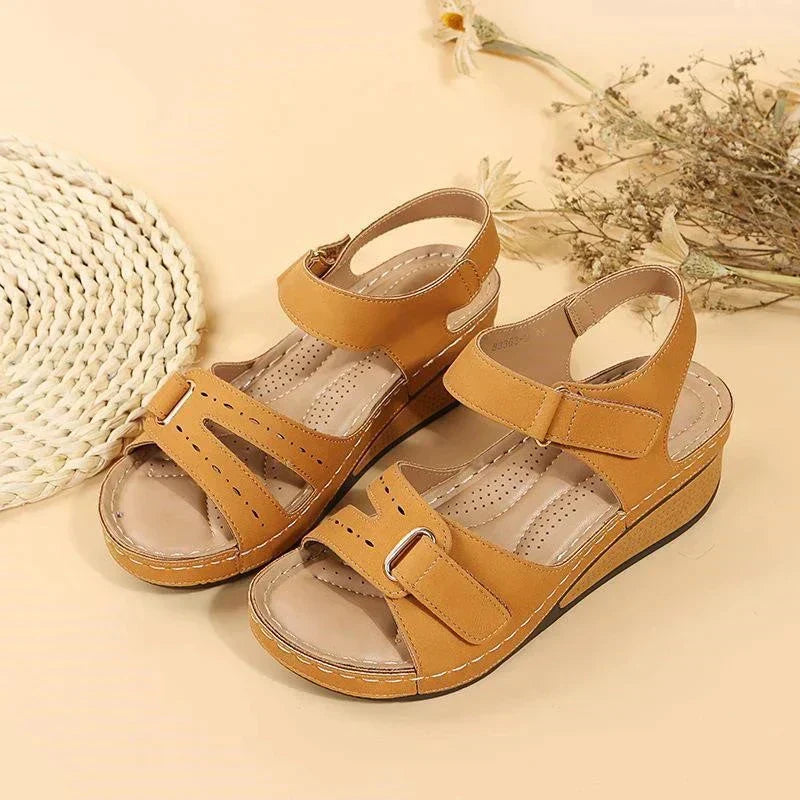 Valenzora | Orthopedic Sandals Comfortable hiking shoes you'll want to wear all day