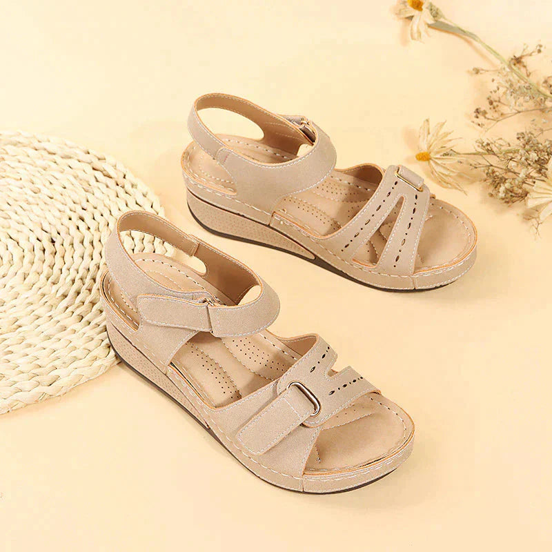 Valenzora | Orthopedic Sandals Comfortable hiking shoes you'll want to wear all day
