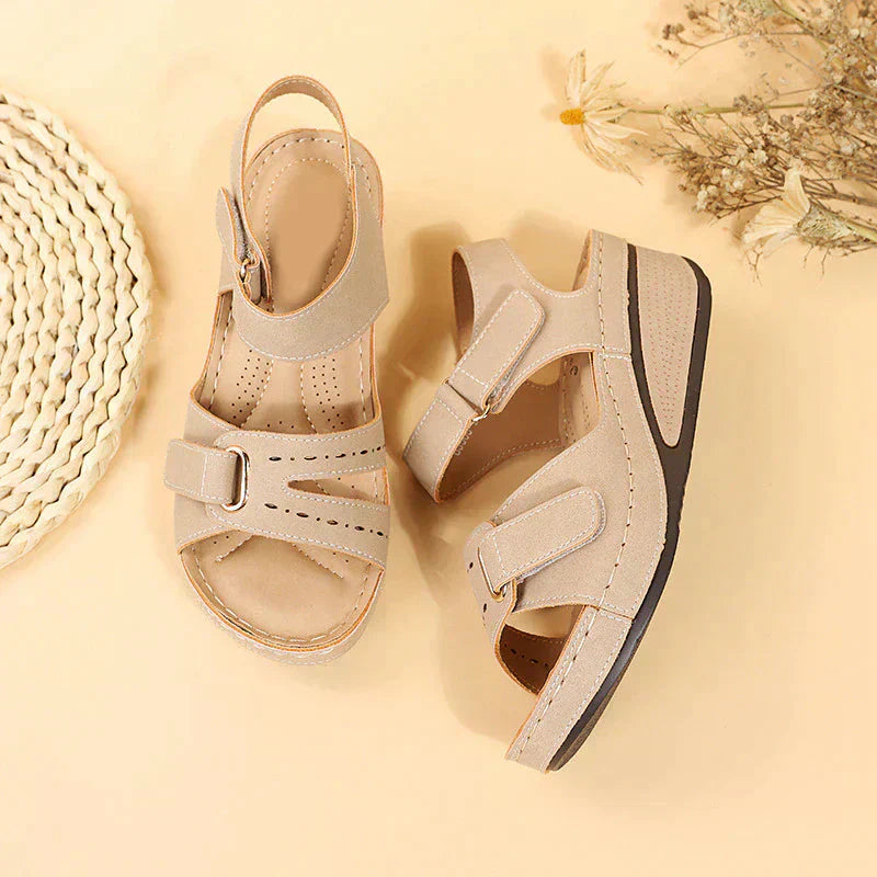 Valenzora | Orthopedic Sandals Comfortable hiking shoes you'll want to wear all day