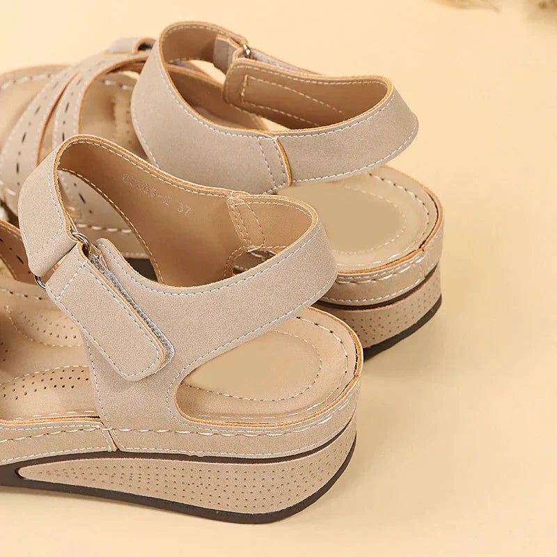 Valenzora | Orthopedic Sandals Comfortable hiking shoes you'll want to wear all day