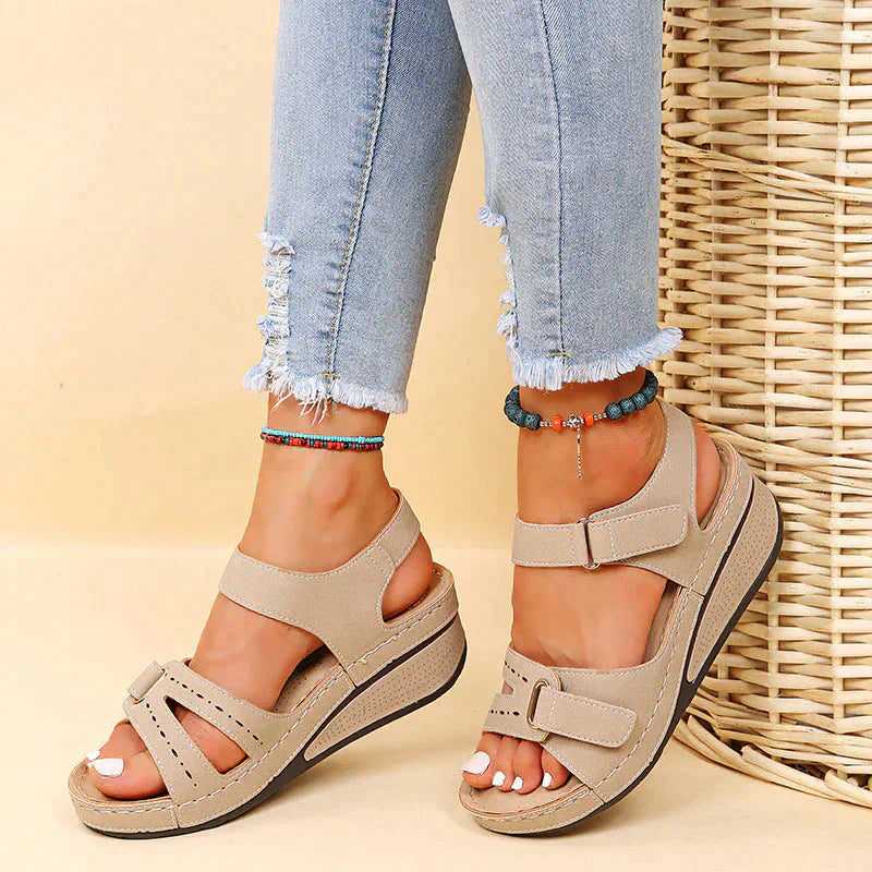 Valenzora | Orthopedic Sandals Comfortable hiking shoes you'll want to wear all day