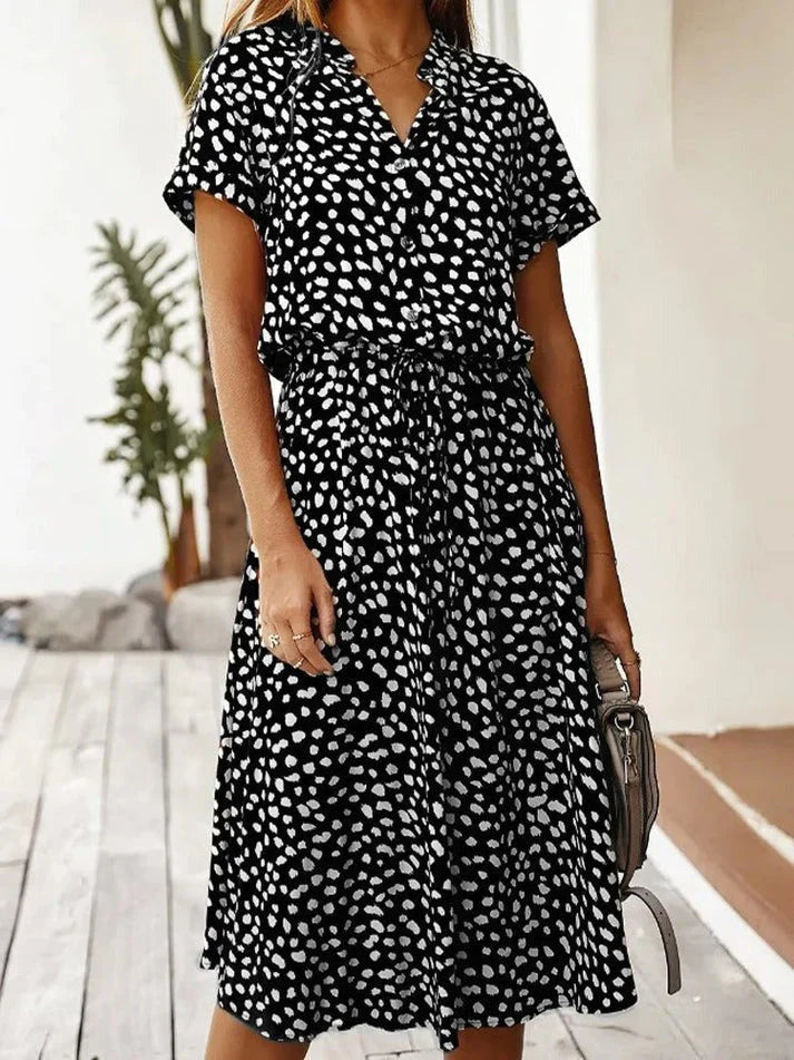 Valenzora – Elegantes kurzärmeliges Hemdblusenkleid mit Polka Dots und Tunnelzug in der Taille