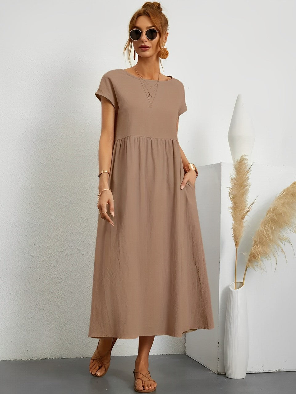 Valenzora | Stunning cotton summer dress with a comfortable cut for warm weather