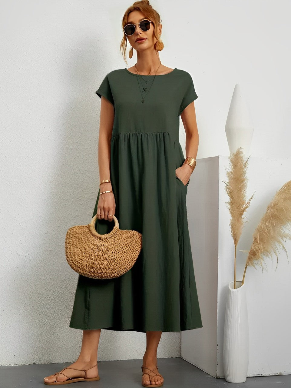 Valenzora | Stunning cotton summer dress with a comfortable cut for warm weather
