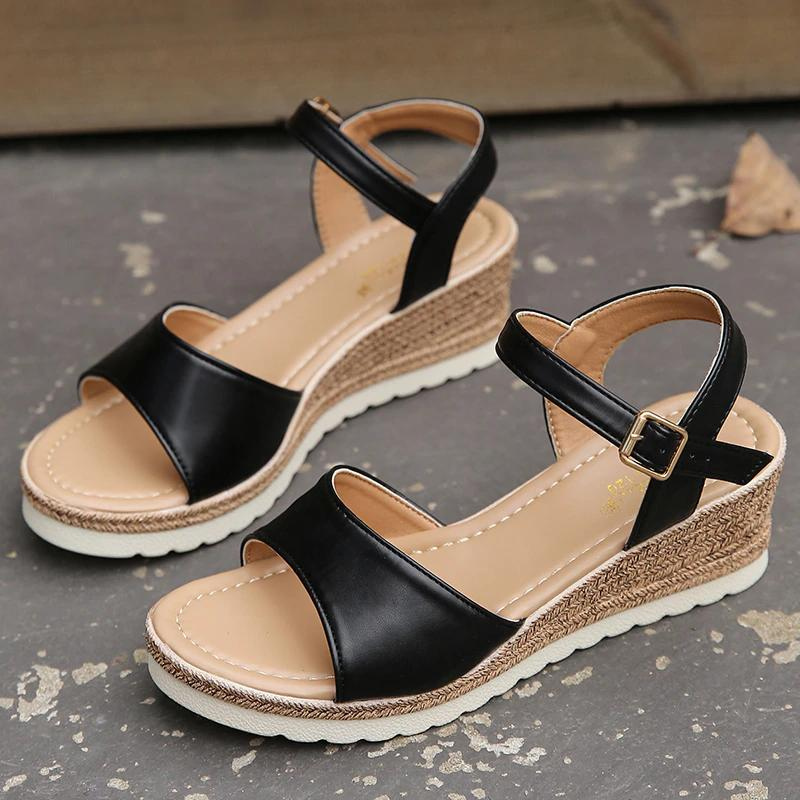 Valenzora | Wedge sandals Step into summer with trendy wedge sandals