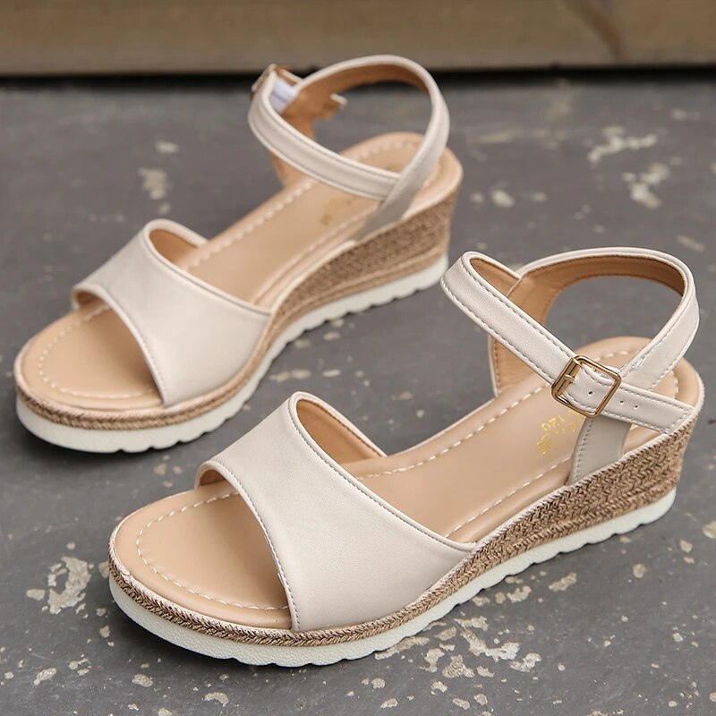 Valenzora | Wedge sandals Step into summer with trendy wedge sandals