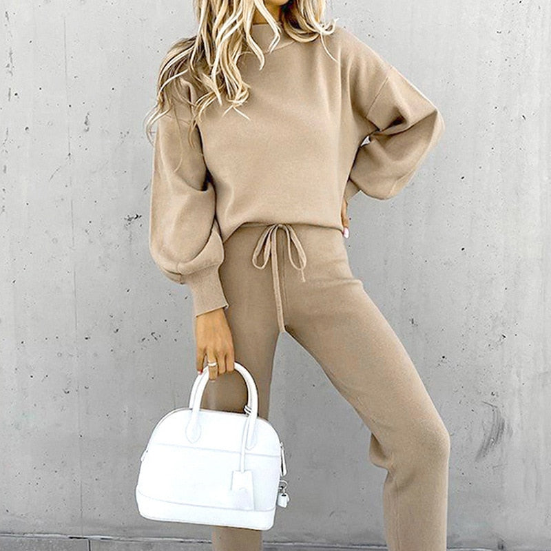 Valenzora | 2-Piece Tracksuit, Elegant and Comfortable, Women's Loungewear