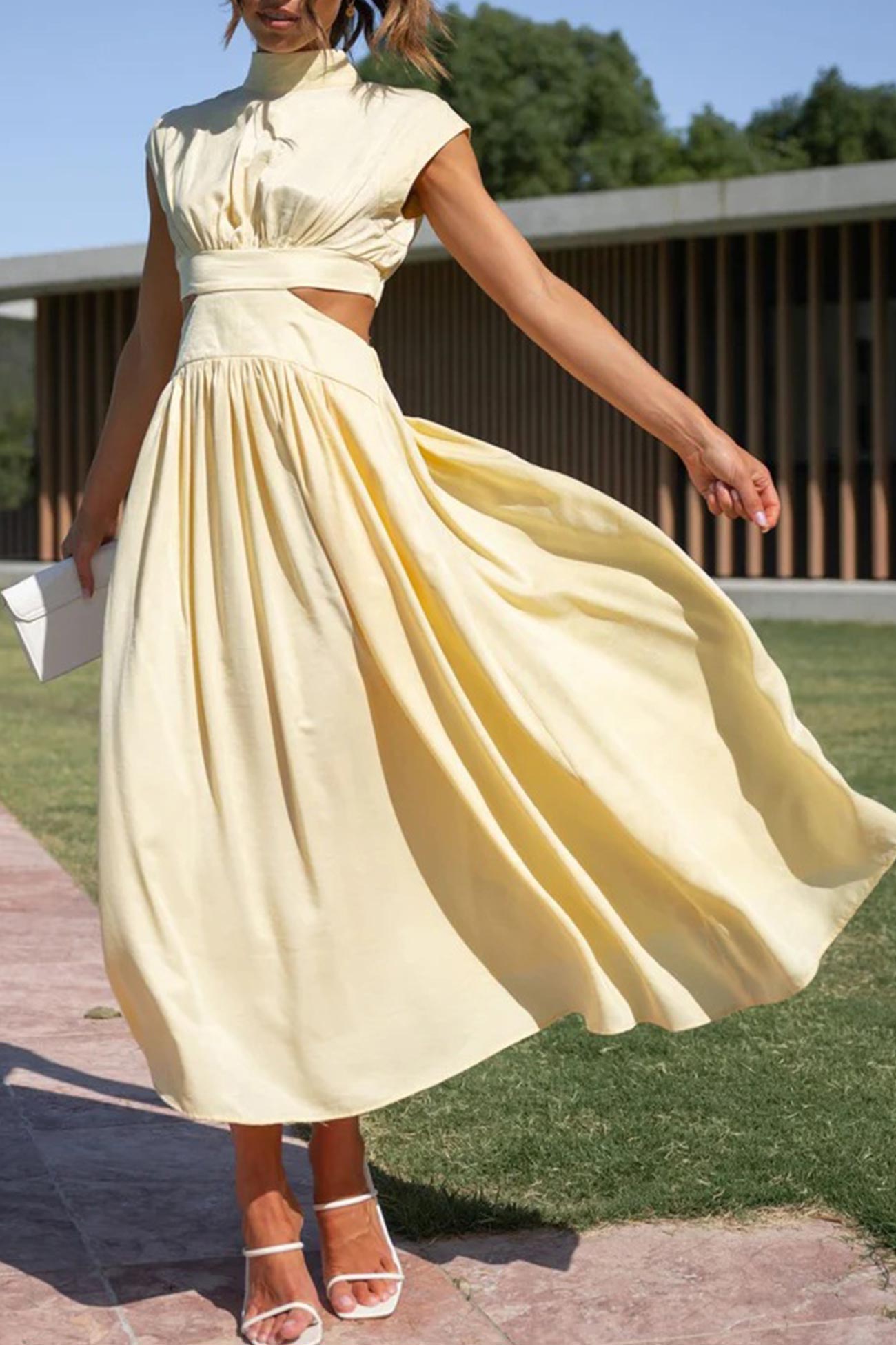 Valenzora | Midikleid mit Rollkragen und Cut-Outs