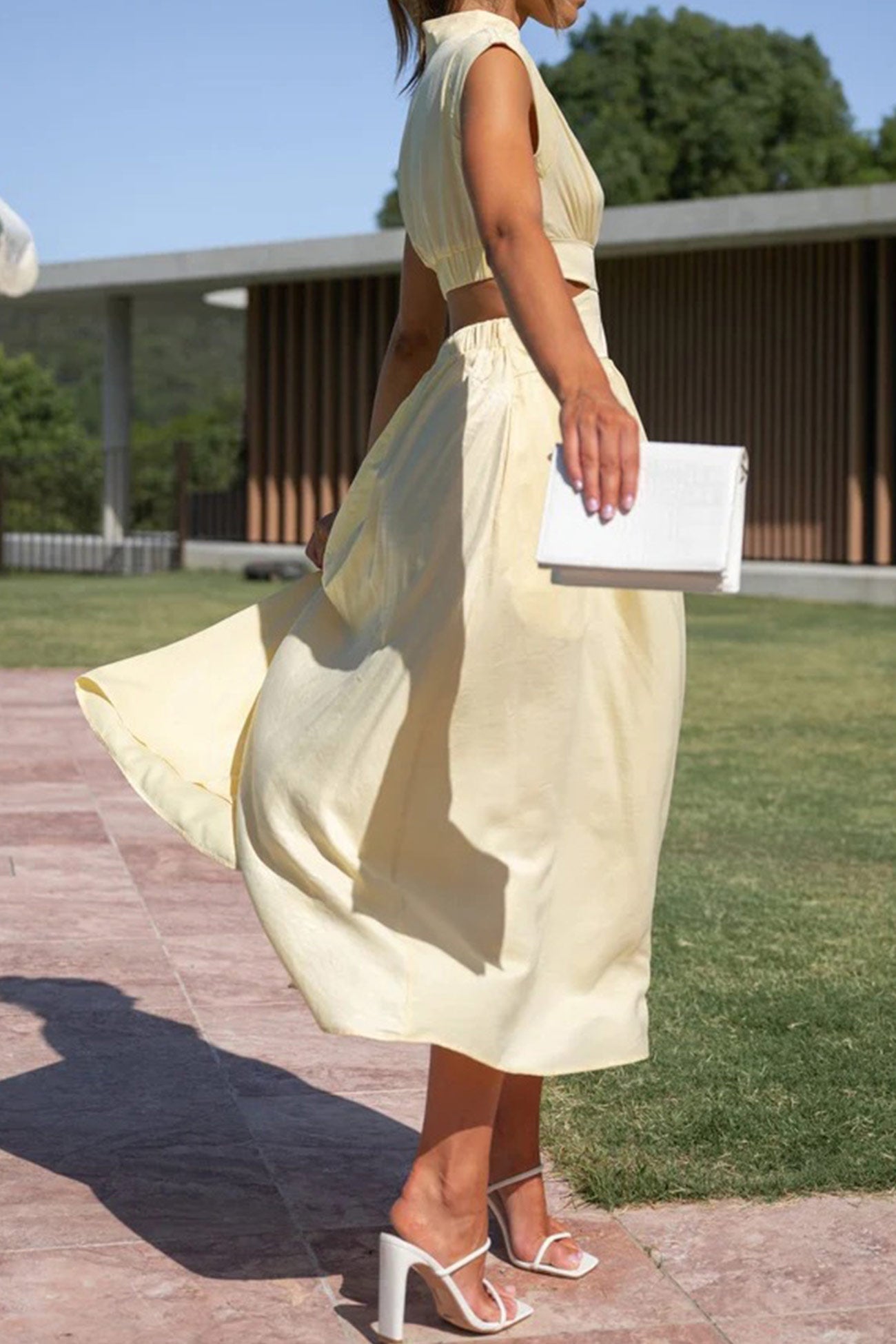 Valenzora | Midikleid mit Rollkragen und Cut-Outs