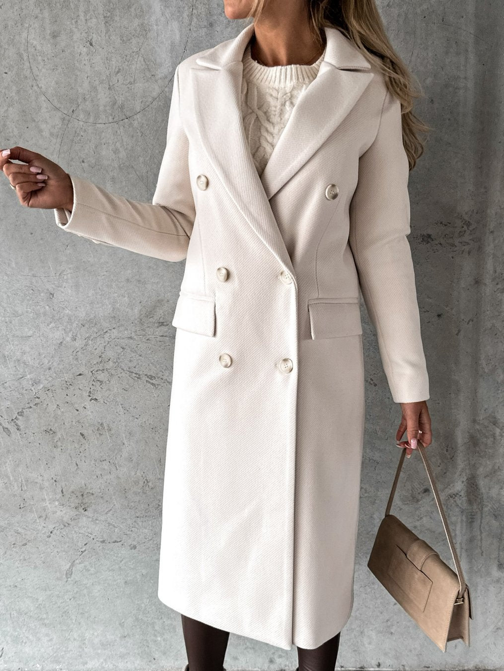 Elegant women's coat