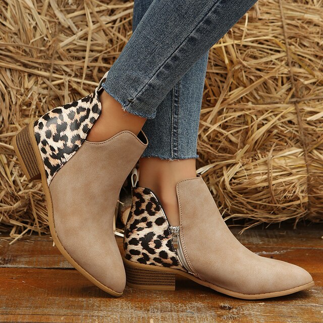 Leoparden-Ankle-Boots
