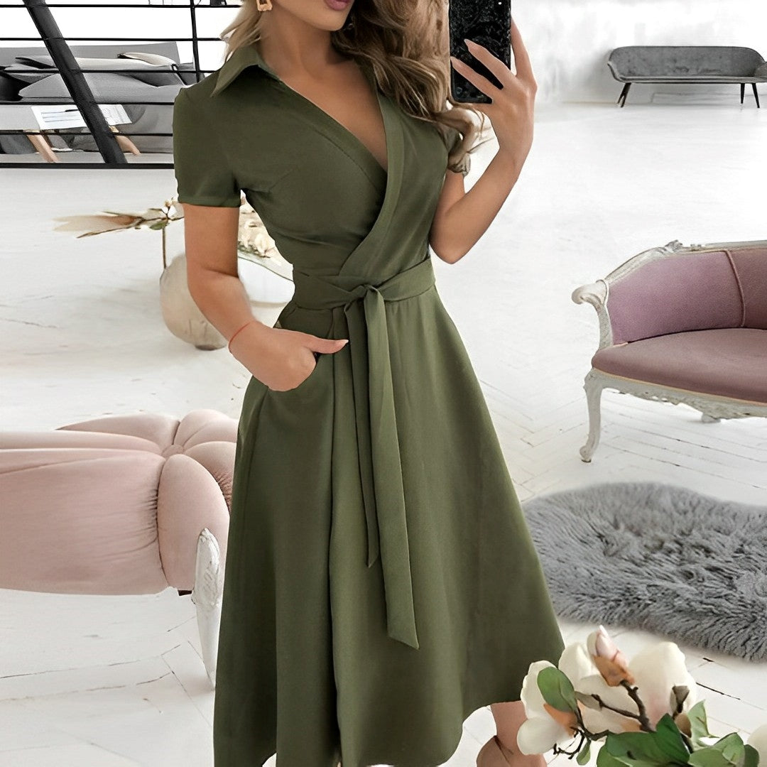 Valenzora | A-Linien-Kleid mit V-Ausschnitt