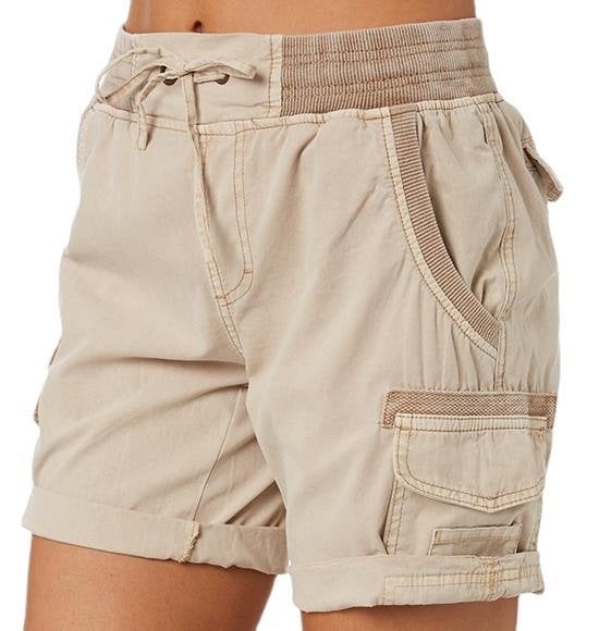 Valenzora | High-waisted shorts