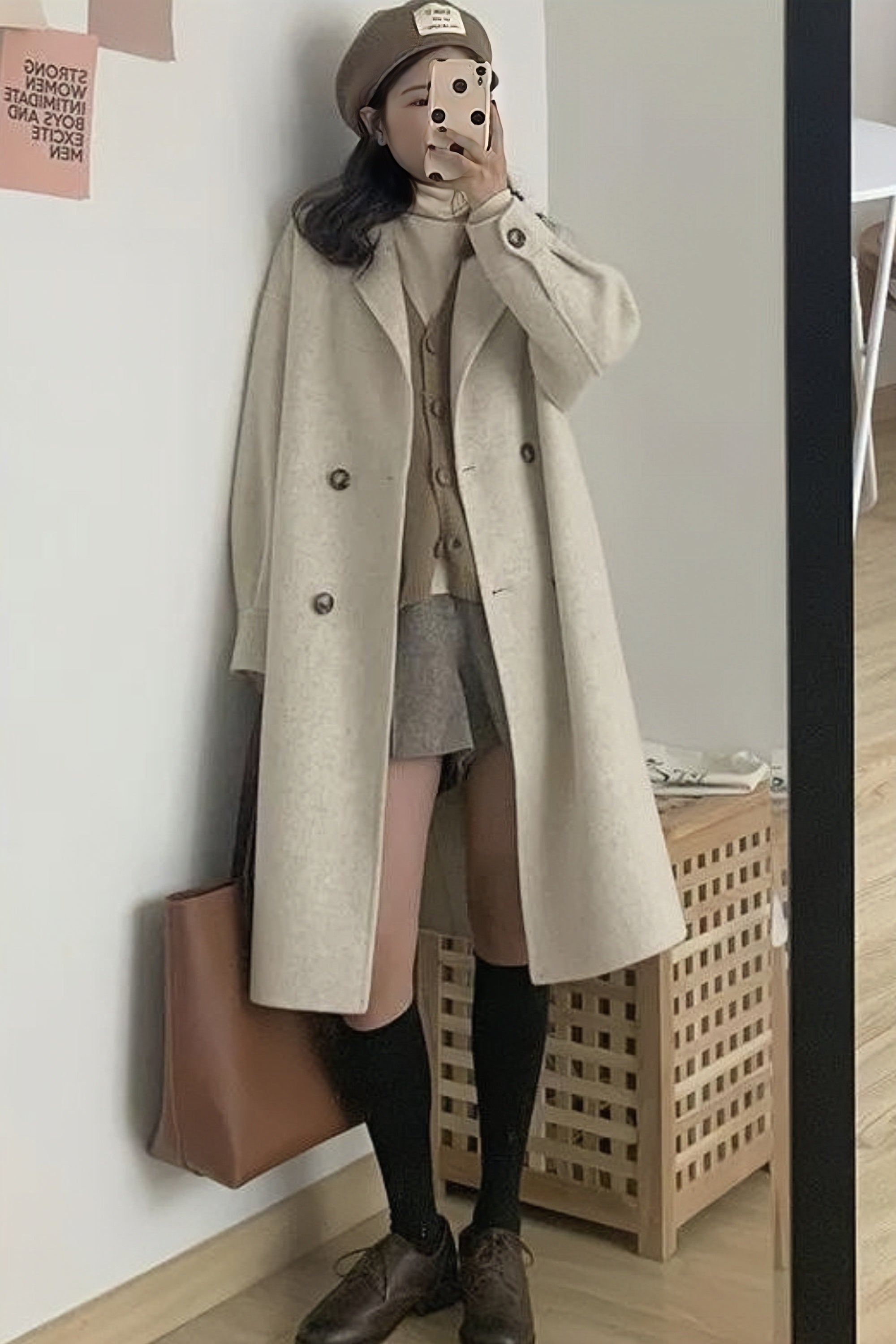 Relaxed and timeless winter dress