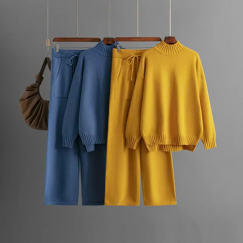 Valenzora | Stylish set consisting of a long-sleeved sweater and straight-leg trousers