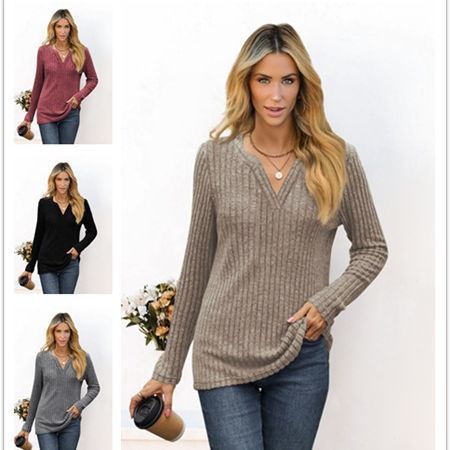 Women's striped sweater in a relaxed fit by Valenzora