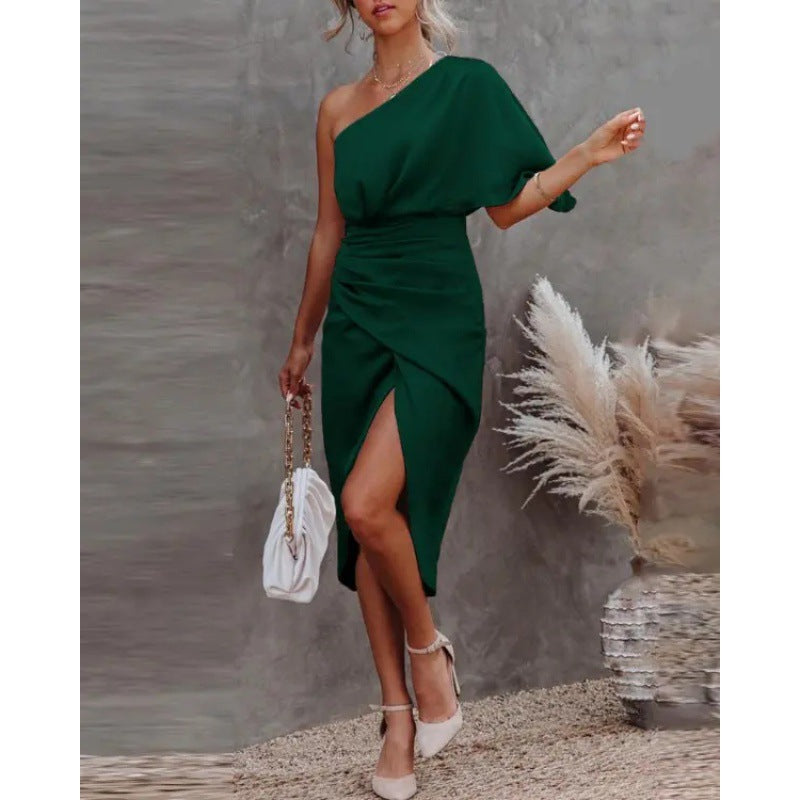 Women's chic, asymmetrical evening dress with an elegant slit and sophisticated draping, size Valenzora