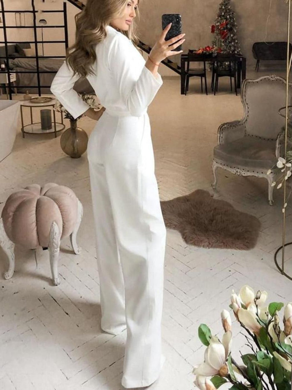 Valenzora Long-sleeved jumpsuit with a slim fit for women