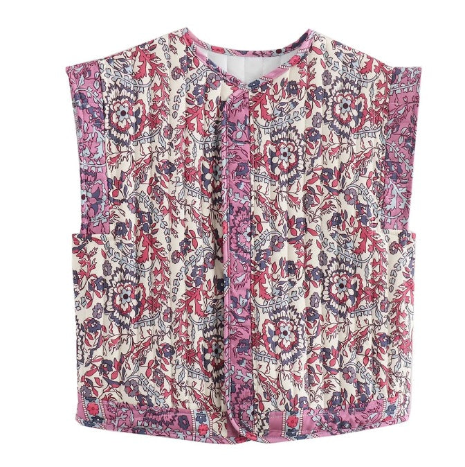 Women's quilted vest with floral design and practical pockets, size S