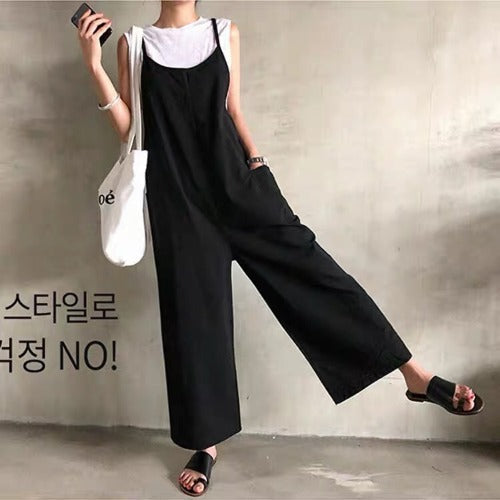 Women's casual-style dungarees with adjustable straps and great comfort, size [size missing]