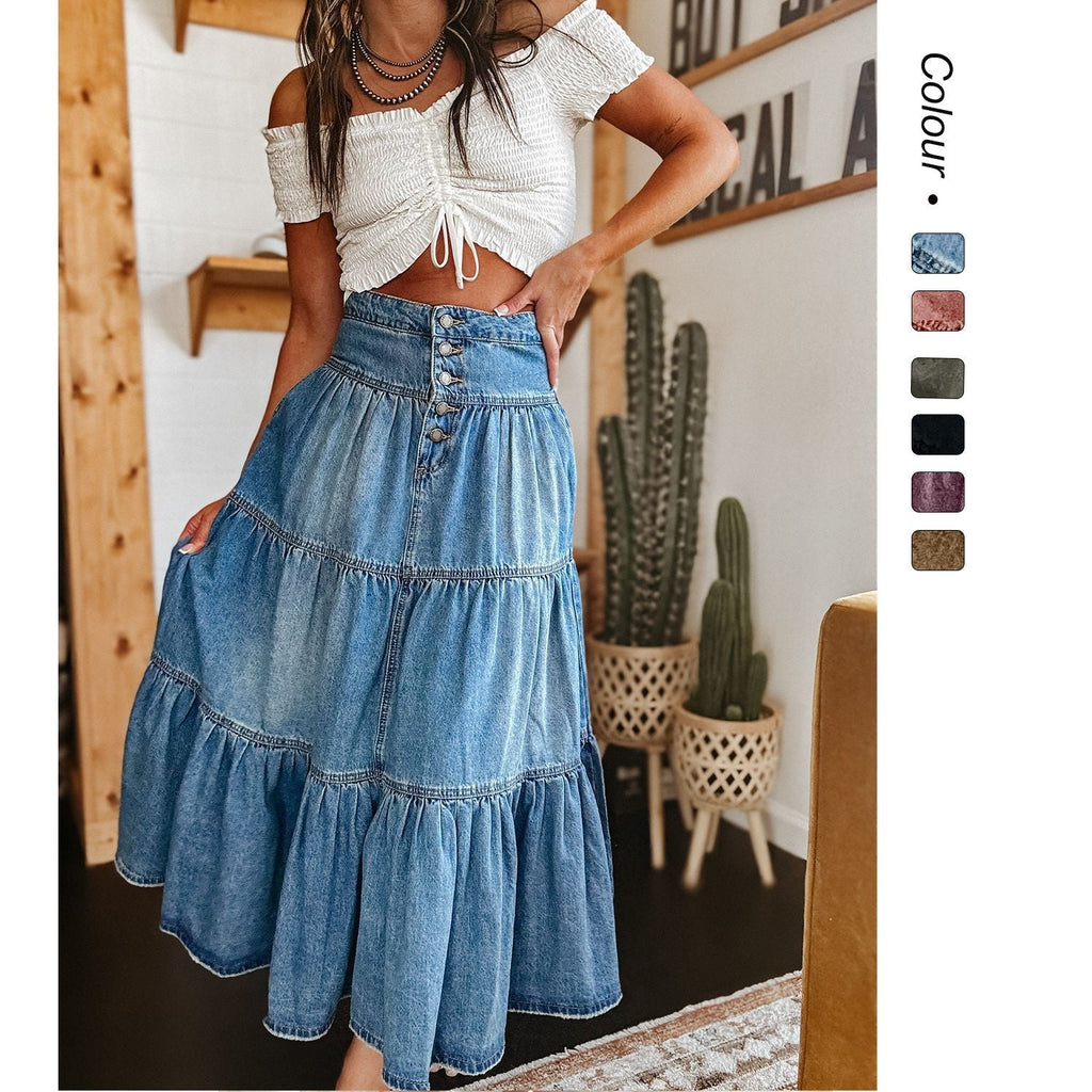 Women's cotton skirt with voluminous tiered design and fashionable button detail, size S