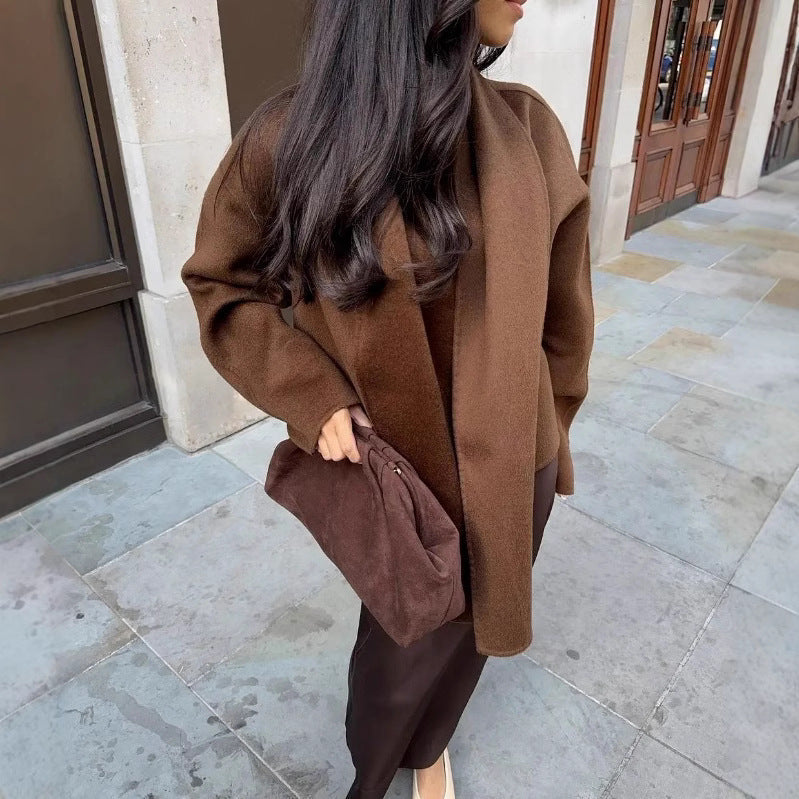 Women's oversized jacket with an elegant cut and matching scarf, size [size missing]