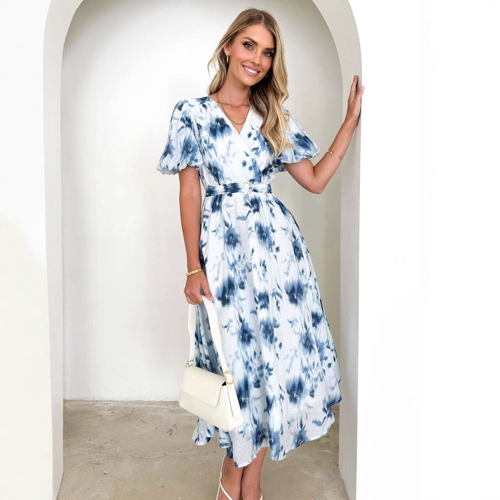 Women's midi dress with a fitted cut, voluminous sleeves and an elegant wave pattern, size Valenzora