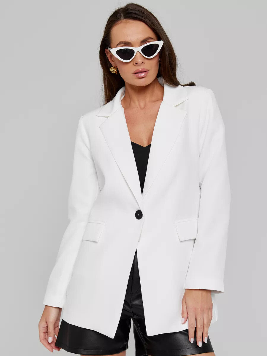 Eleganter, taillierter Damenblazer in modernem Schnitt, Größe