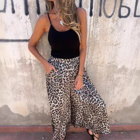 Women's wide-leg palazzo pants with leopard print, size