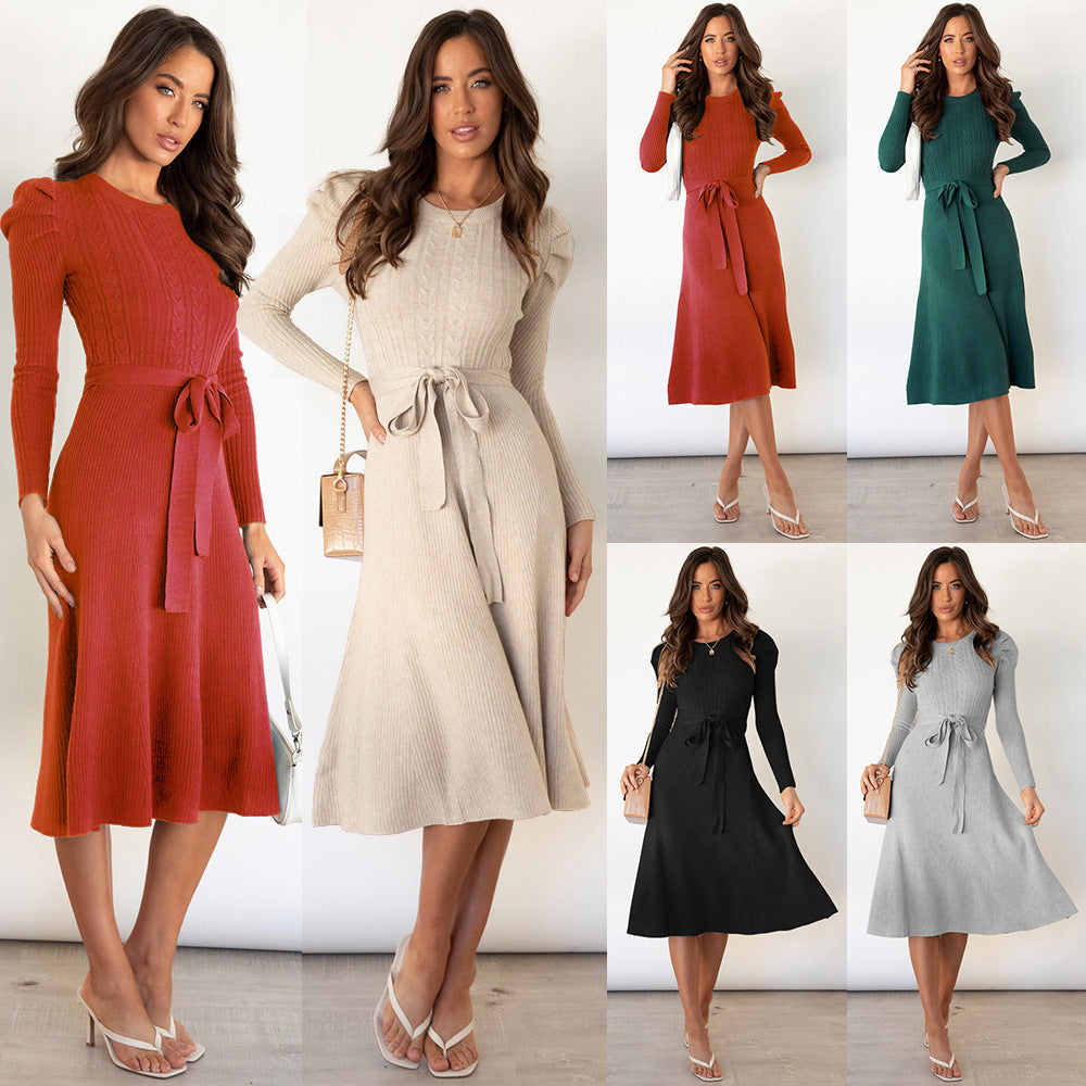 Valenzora - Knitted midi dress with round neckline