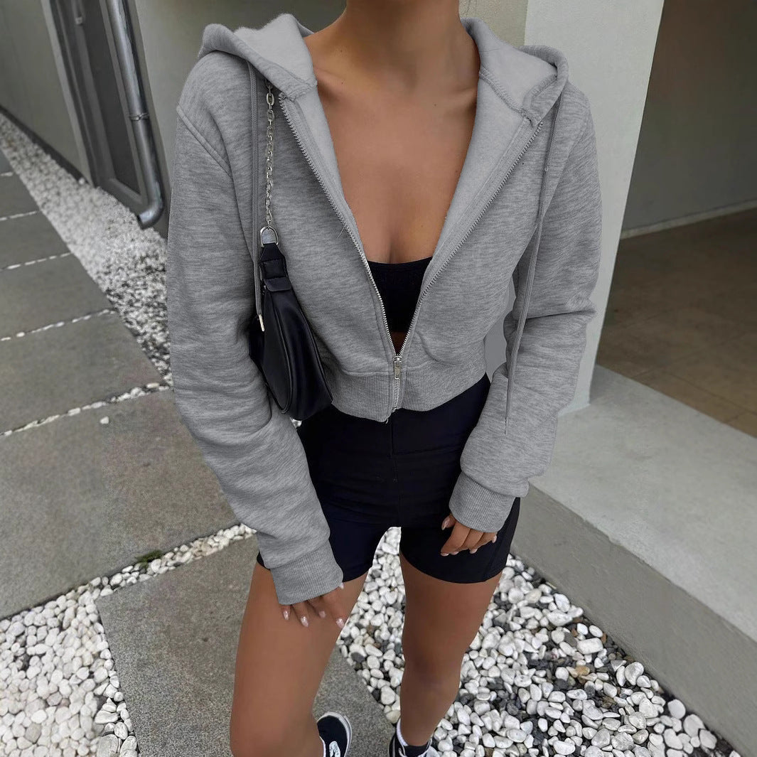Women's cropped hoodie with zipper and relaxed fit, size