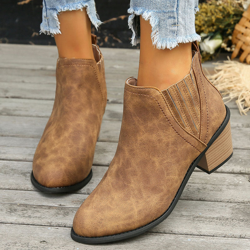 Valenzora | Vintage ankle boots with chunky heel