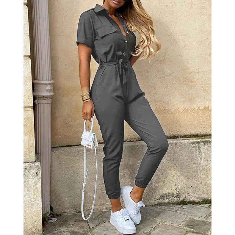 Damen-Kurzoverall figurbetont mit Knopfleiste und verstellbarem Gürtel, Größe S