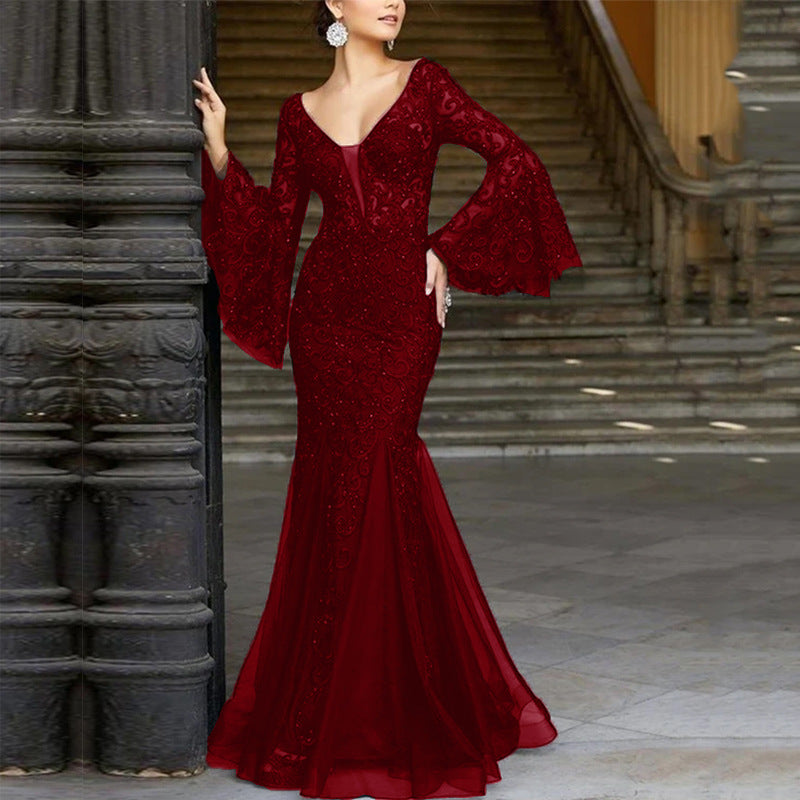 Valenzora | Schwarz-schmales Meerjungfrauen-Abendkleid mit Spitzenstickerei