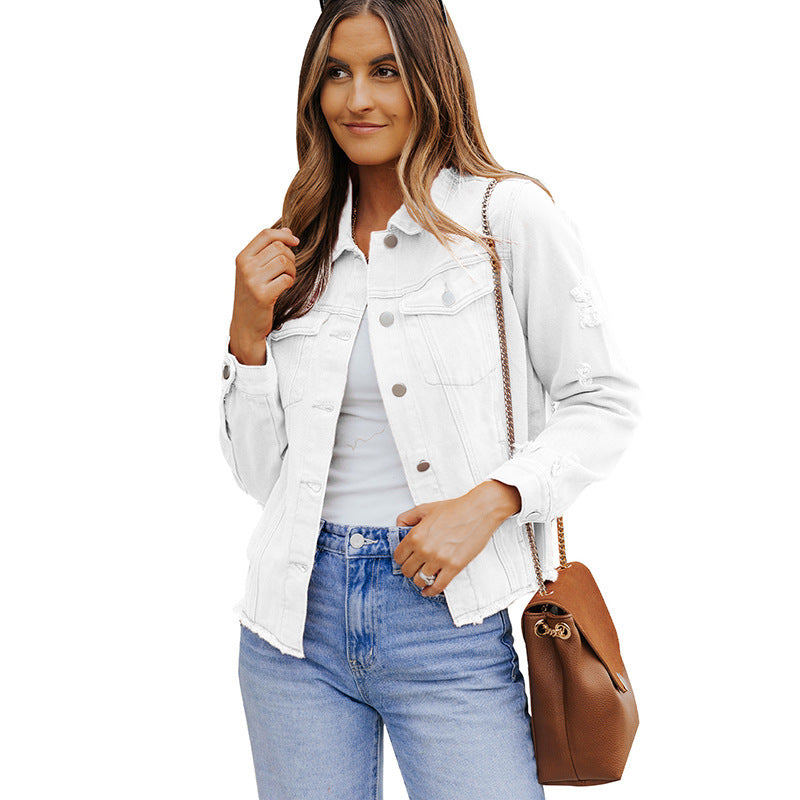 Women's denim jacket with a relaxed fit and functional pockets, size