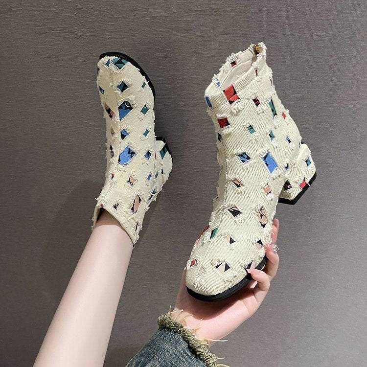 Women's fashionable ankle boots with a creative geometric print and elegant zipper, size S