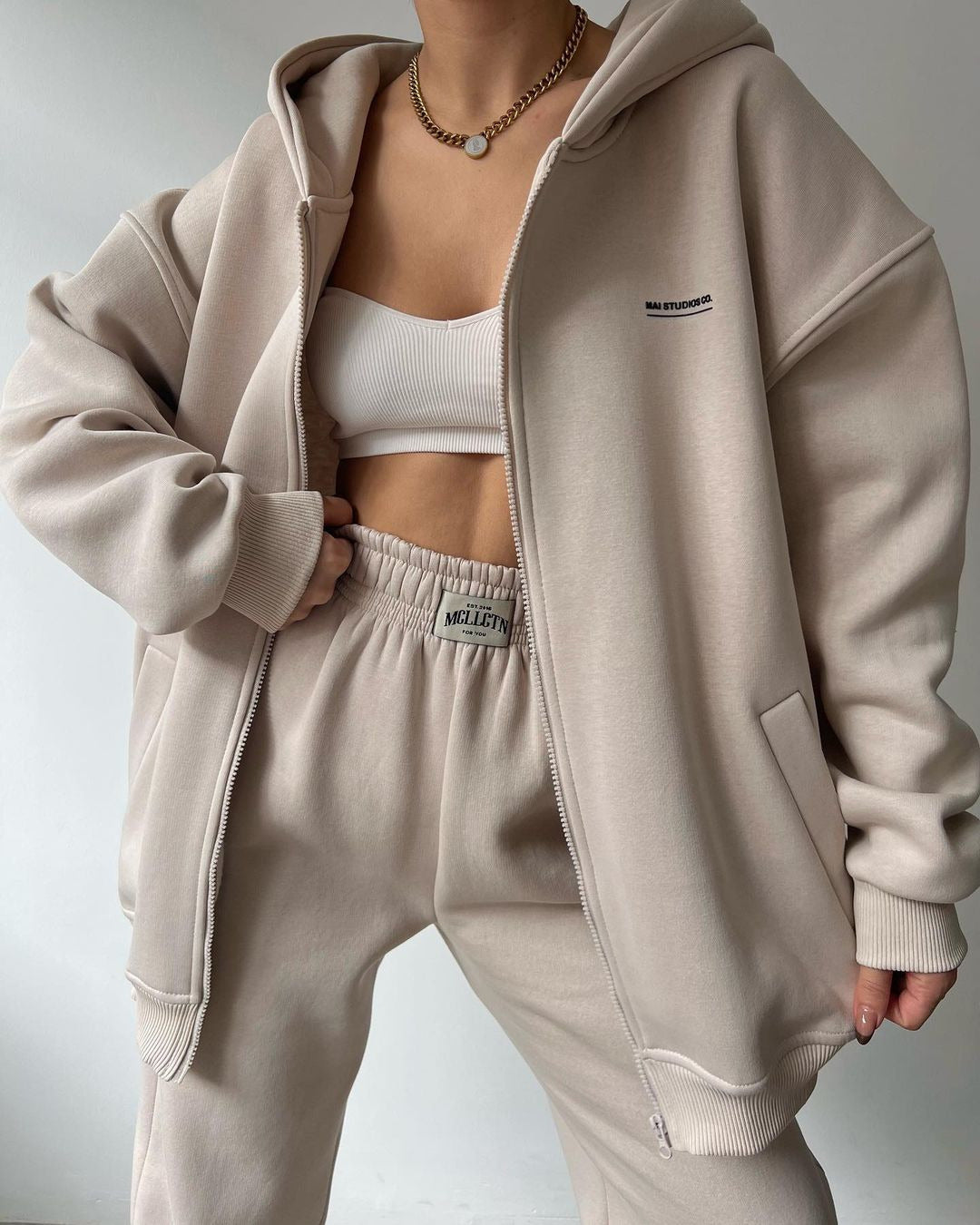 Damen Freizeit-Oversized-Kapuzenpullover mit durchgehendem Reißverschluss und praktischen Kängurutaschen, Größe S