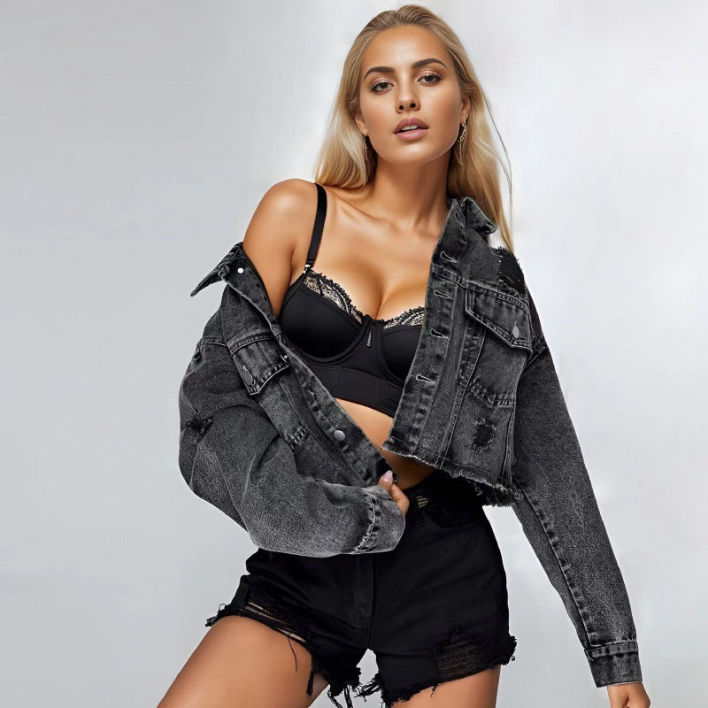 Women's cropped denim jacket in vintage style with casual fringe and robust details, size Valenzora