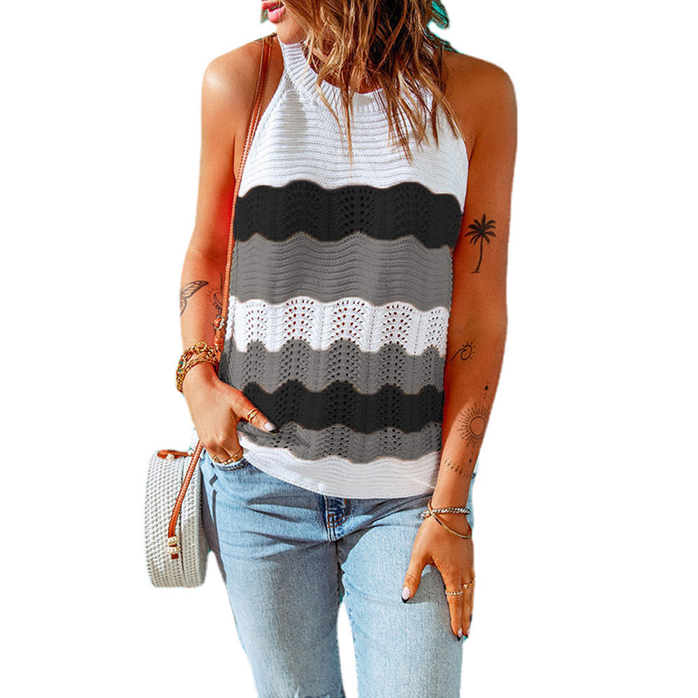 Women's casual knit top with a creative wave pattern and airy fit, size