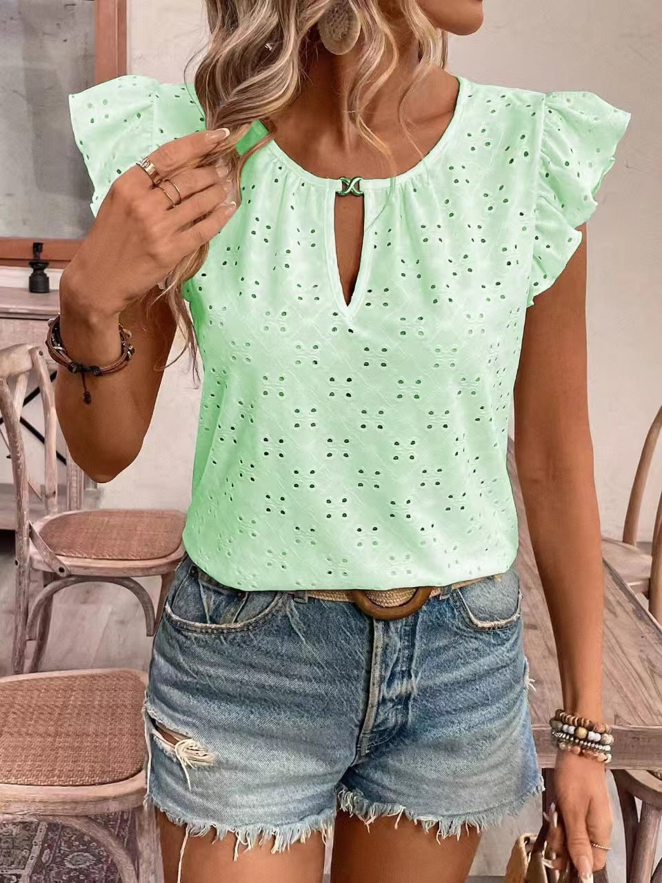 Damenbluse mit Rüschendetails und Lochstickerei, Größe