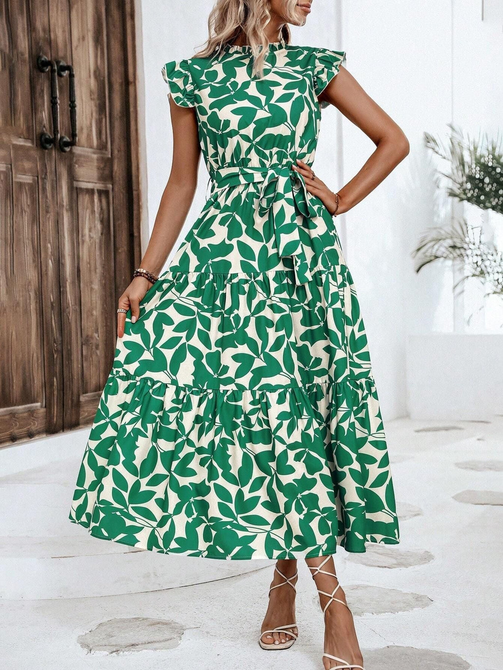 Women's casual midi dress with ruffles and floral pattern, size