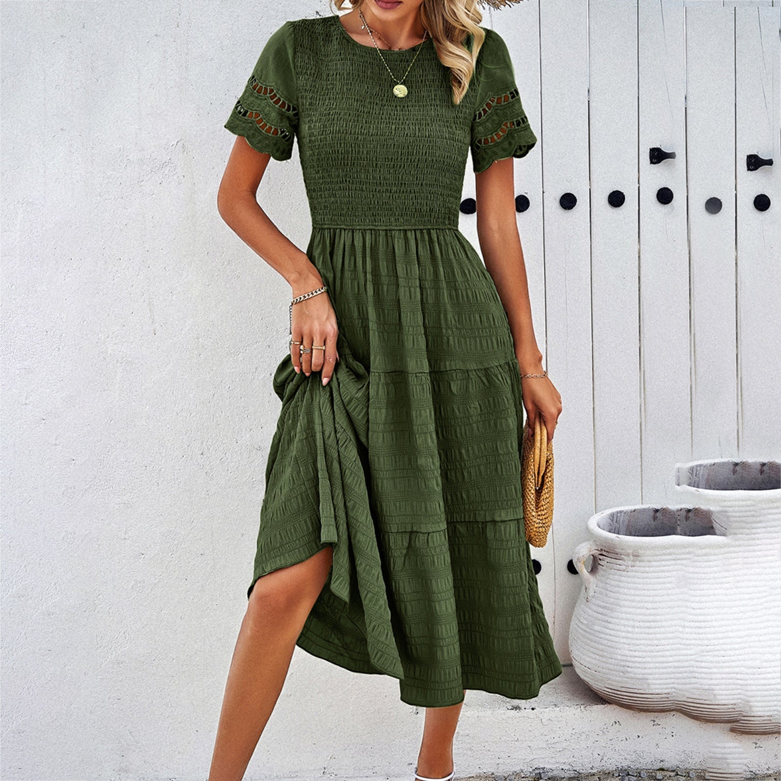 Women's midi dress with puff sleeves and elasticated top, size