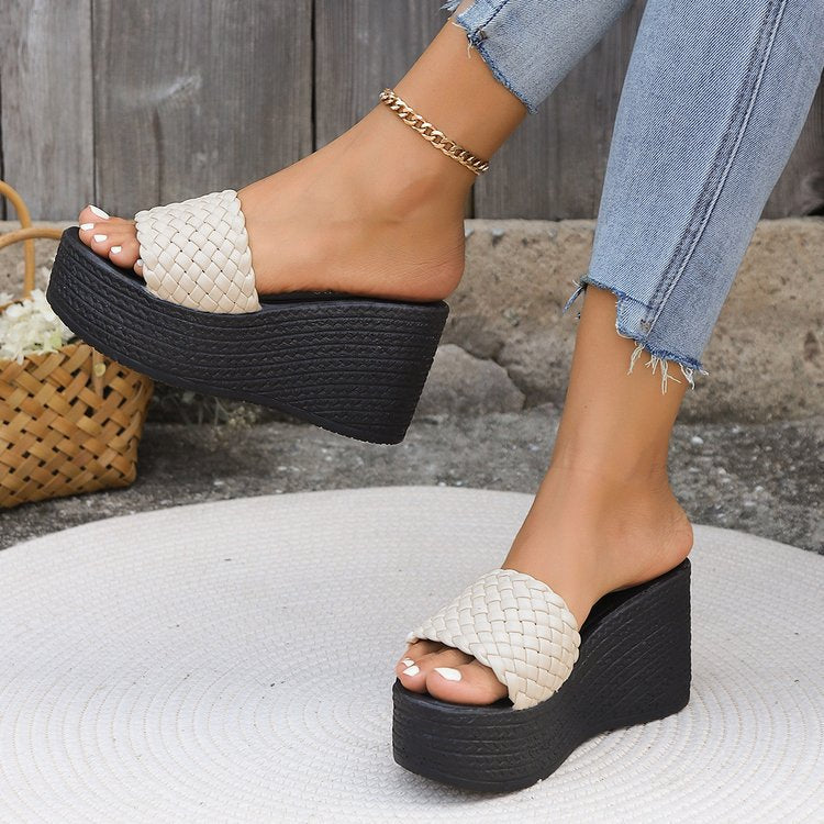 Women's wedge mules with woven upper and comfortable sole, size Valenzora
