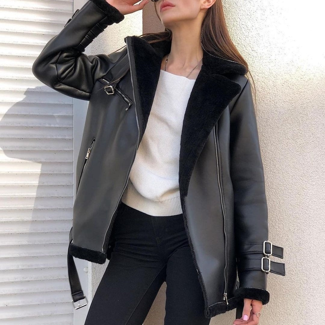 Women's leather jacket with cozy lining, size